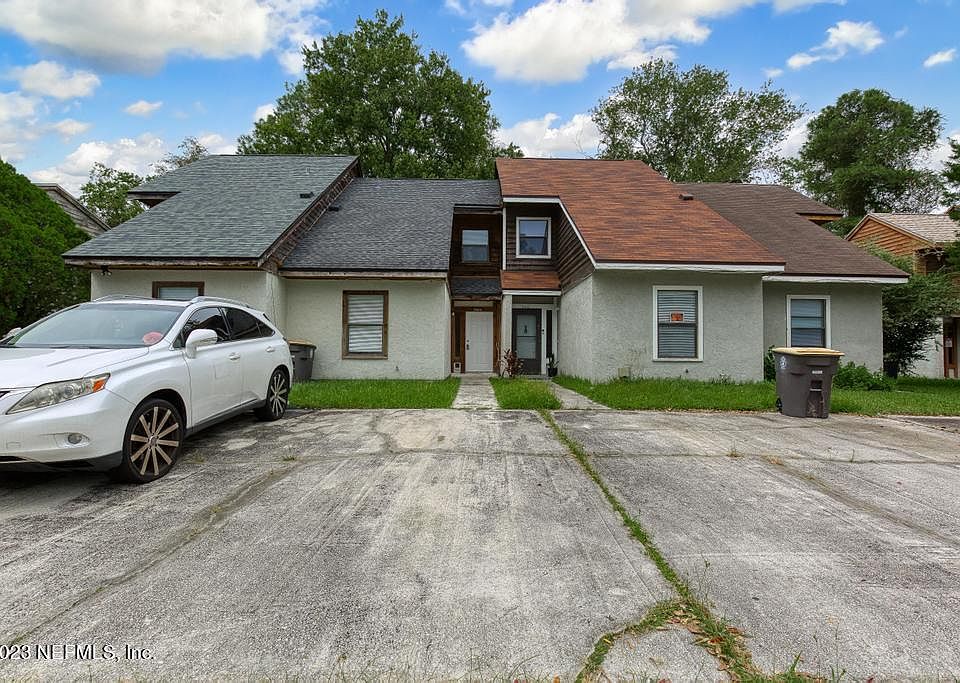 1st image of 7663 MELISSA Court N
