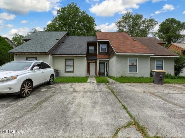 7663 MELISSA Court N, Jacksonville, FL 32210