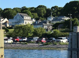 5 Pier Rd, Prudence Island, RI 02872