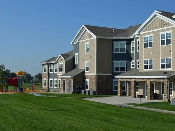 Yankton Heights Apartments