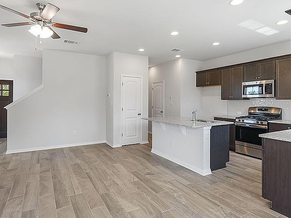 7th image of this home