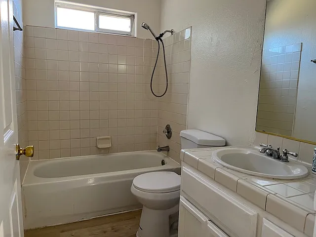 7405 Lidia Way — Photo 10