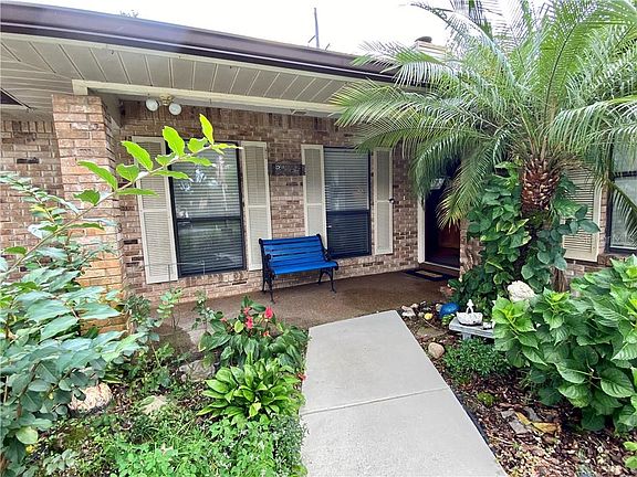 4th image of 712 Briarcrest Dr