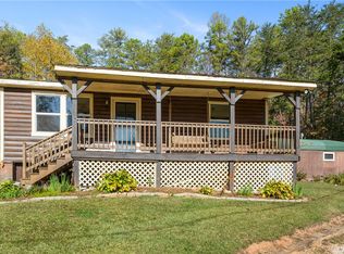 625 Little Crowe Creek Rd, Pickens, SC 29671