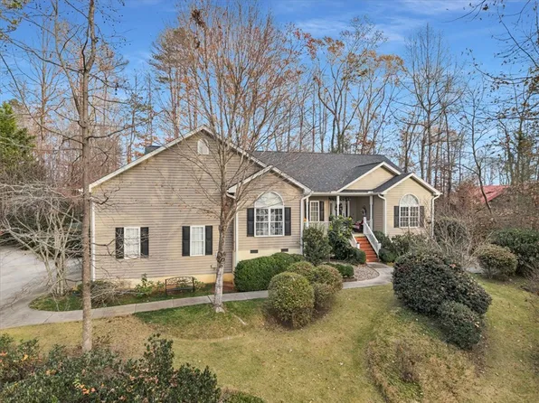 121 Sunset Bay Blvd, Seneca, SC 29672