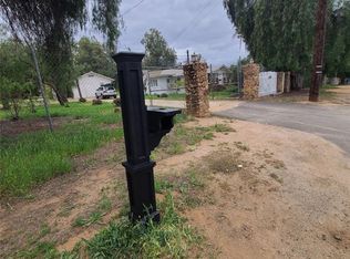 10560 Robinson Ave, Riverside, CA 92505