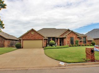 7611 NW Lancet Ln, Lawton, OK 73505