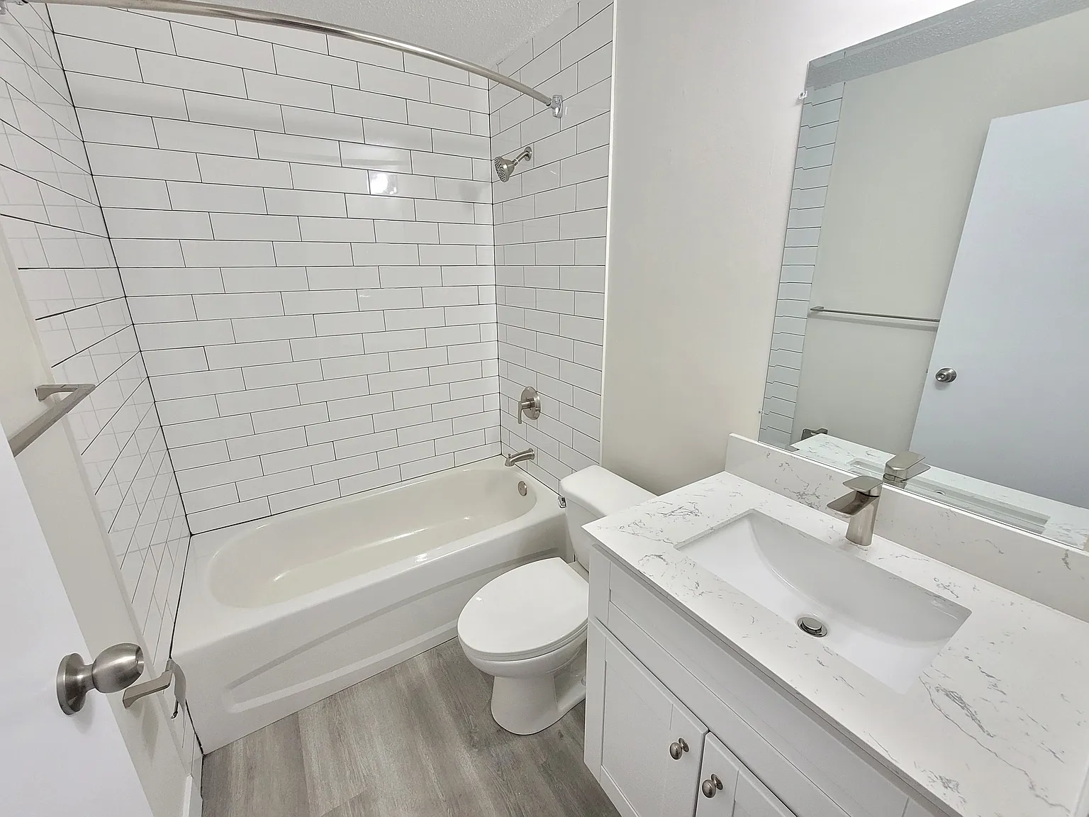 Mainstreet 1310 Apartments — Photo 4