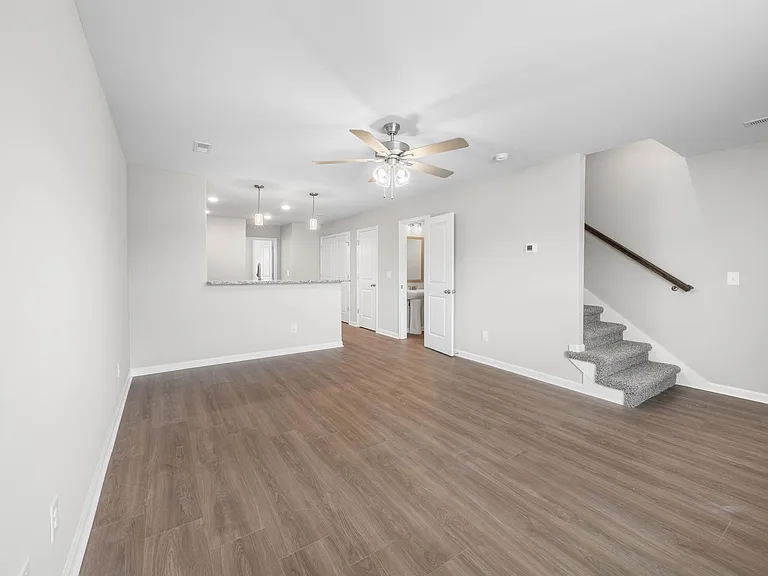 2209 Eldos Trace Cir — Photo 41