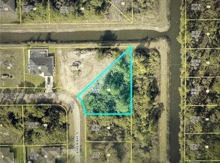 565 Aspen Ave S, Lehigh Acres, FL 33974