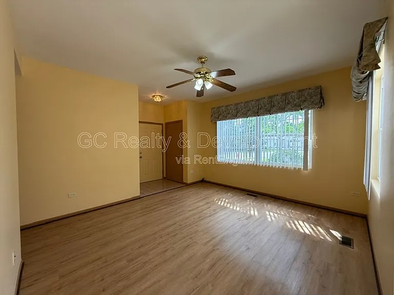 12961 Pennsylvania Ave — Photo 2