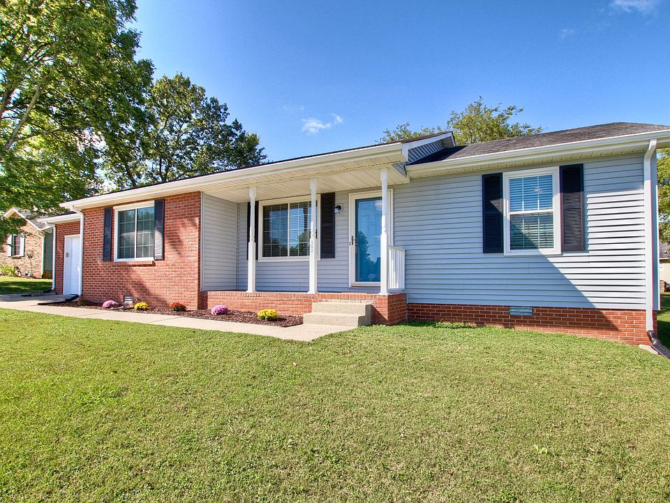 1st image of 502 Derby Pl