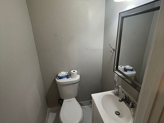 4th image of 308 E 19th Ave