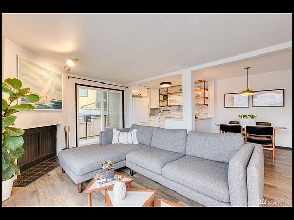 5th image of 2219 14th Ave W APT 203