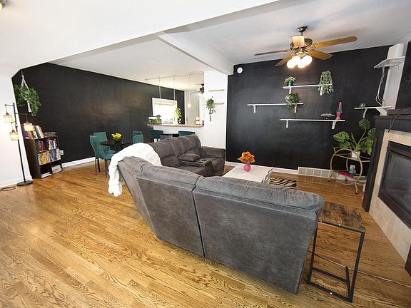 2nd image of 3825 S 84th STREET