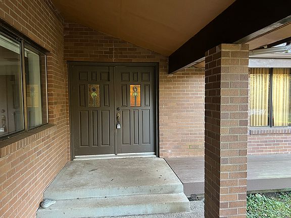 3rd image of 15607 62nd Ave NW