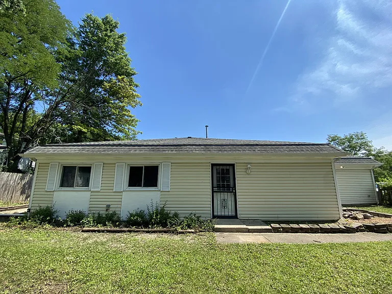 172 Placid Ave — Photo 27