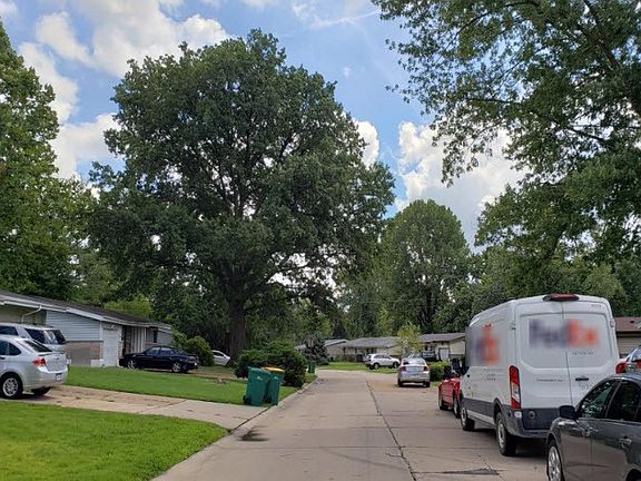 5th image of 10639 Landseer Dr