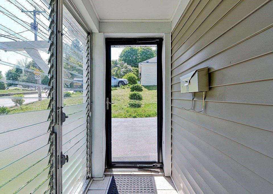 88 Bailey St, Worcester, MA 01602 Zillow