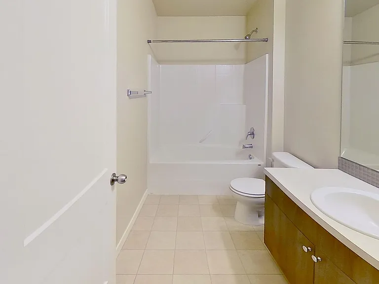 5024 Woodbine Dr SW — Photo 13