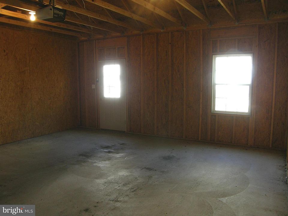 2nd image of 132 S Earl St