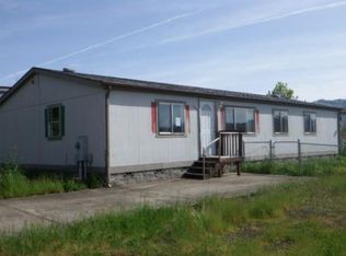 345 Dark Horse St, Roseburg, OR 97471