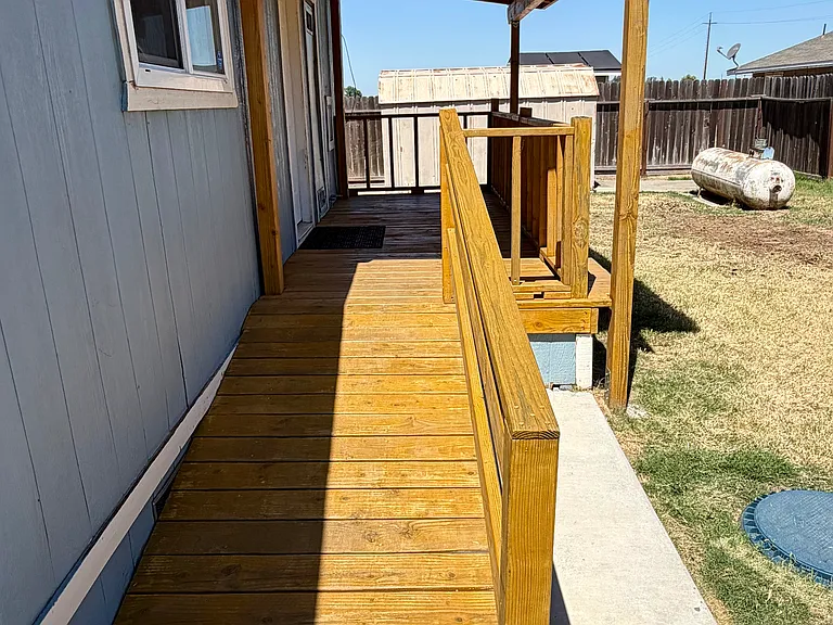 1279 Rita Mae Ave — Photo 4