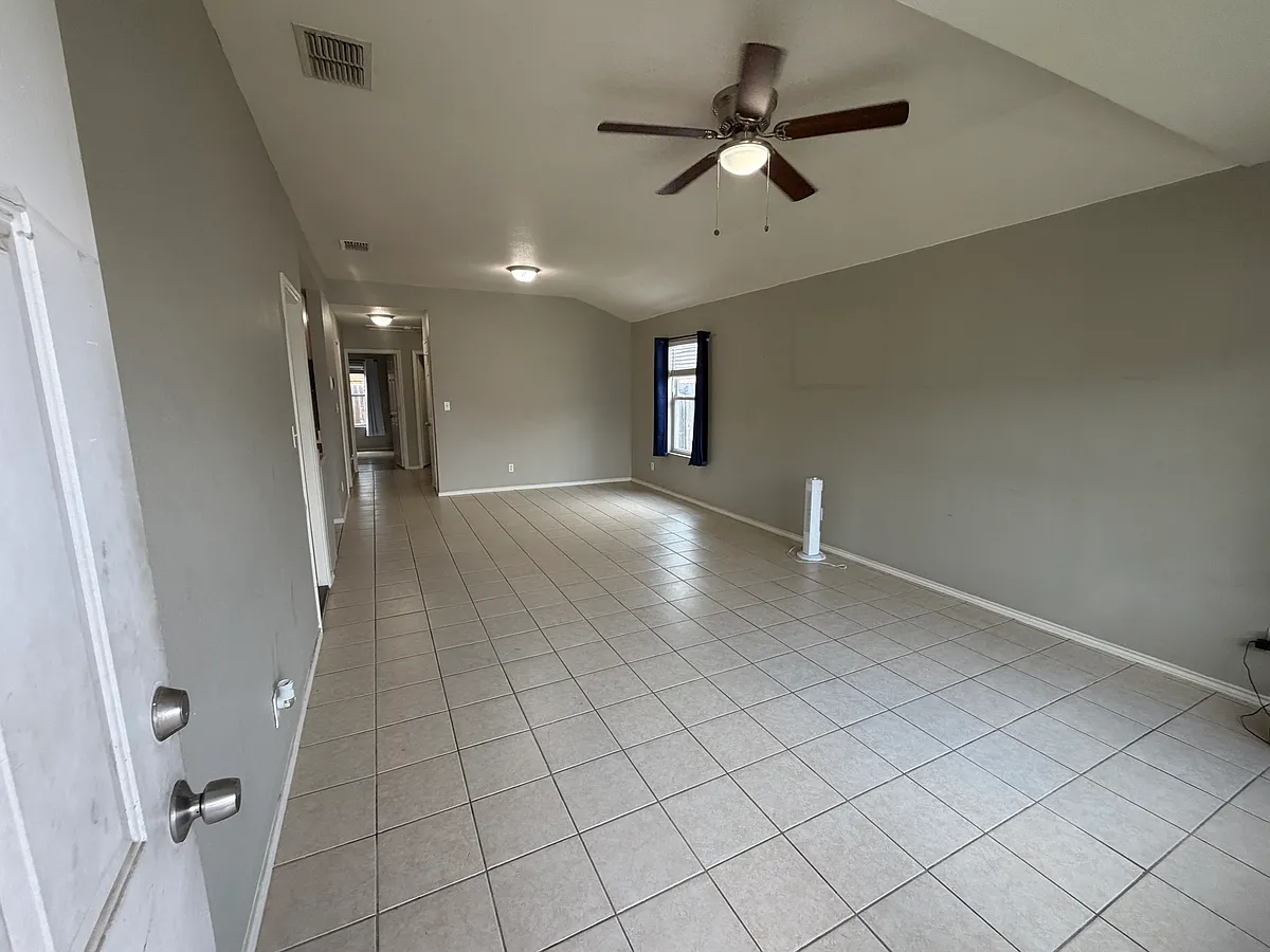 Building Photo - 1210 Chaparral St #9A