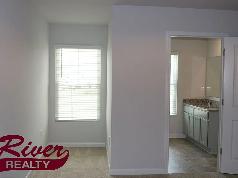 5413 Thrasher Ln — Photo 8