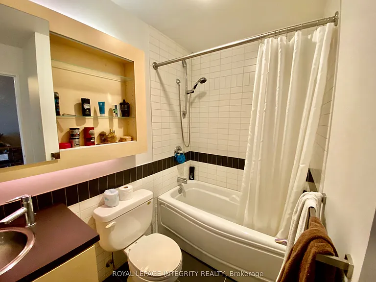 324 Laurier Ave W #1612 — Photo 9