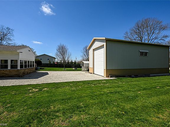 4th image of 1791 Sunline Dr