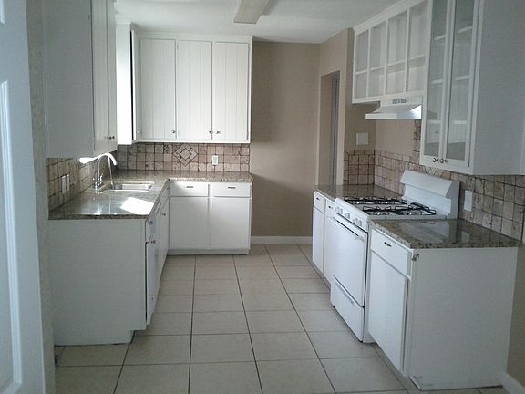 2nd image of 3521 W Fuller Ave