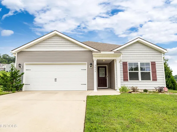 3023 Sagegrass Dr, Louisville, TN 37777