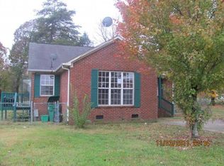 453 Wadsworth Ct, High Point, NC 27263