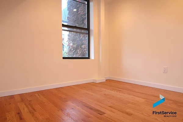 Rented by FirstService Realty (legacy) | media 23