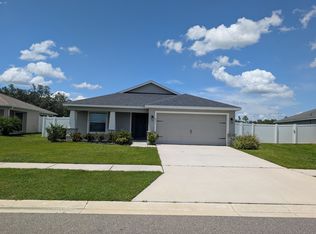 6945 Gideon Cir, Zephyrhills, FL 33541