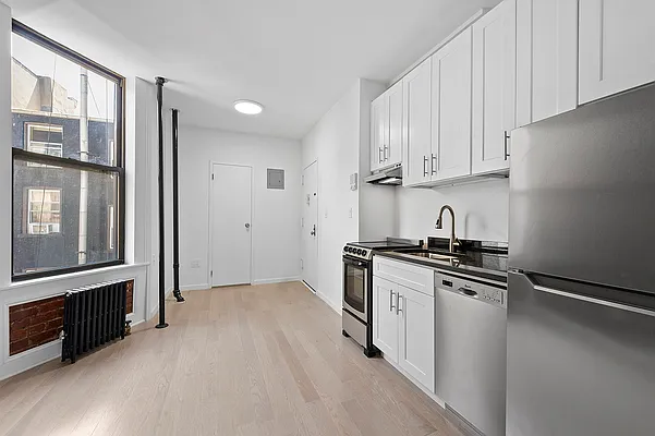 Rented by Compass | media 12