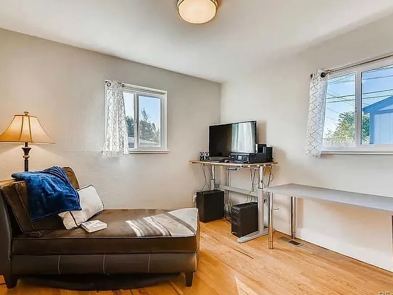 5190 E 33rd Ave — Photo 11