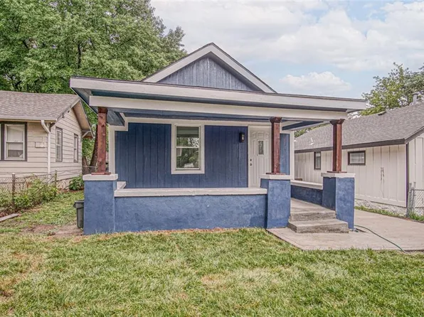 8407 Flora Ave, Kansas City, MO 64131