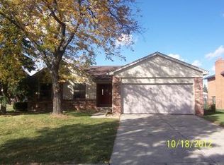16979 Compania Dr, Macomb, MI