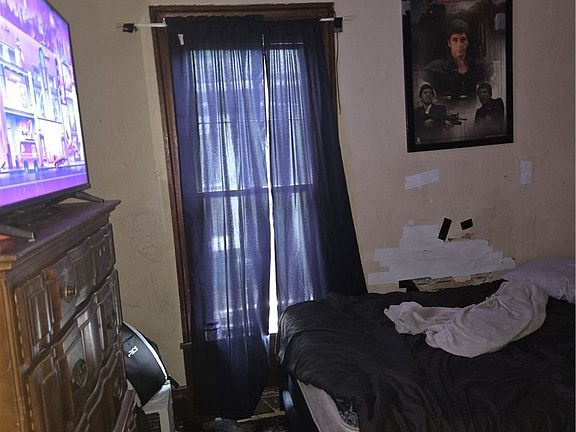 5th image of 205 Palmer St