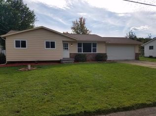 5161 Monticello Dr, Swartz Creek, MI