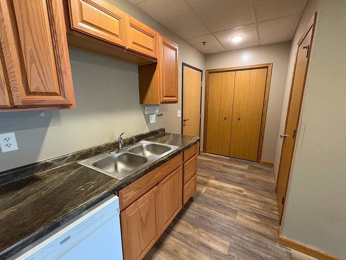Building Photo - 23056 Aspen Ave #3