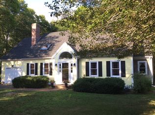 14 Blackbird Rd, Marstons Mills, MA 02648