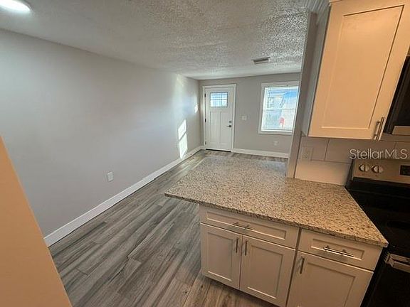 3rd image of 4933 Elkner St