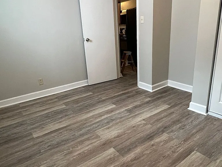 5208 W Ridge Rd — Photo 10