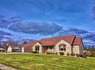 100 Bridle Path Dr, Butler, PA 16001