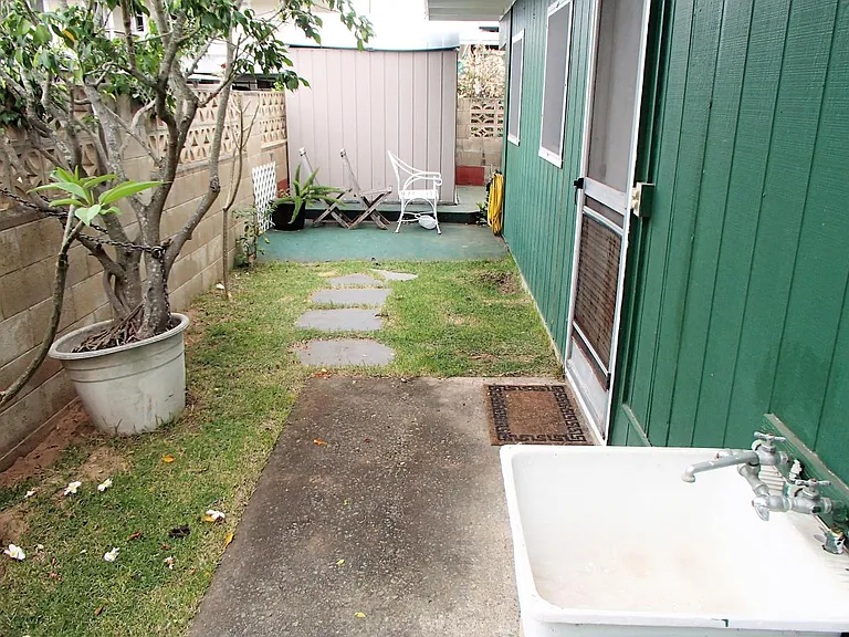 338 Manono St #A — Photo 4