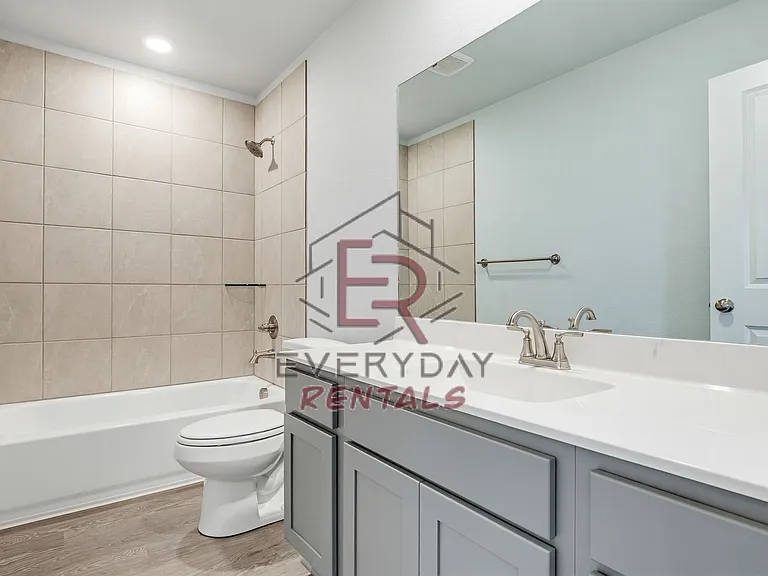 1226 Lexington Dr #B — Photo 6