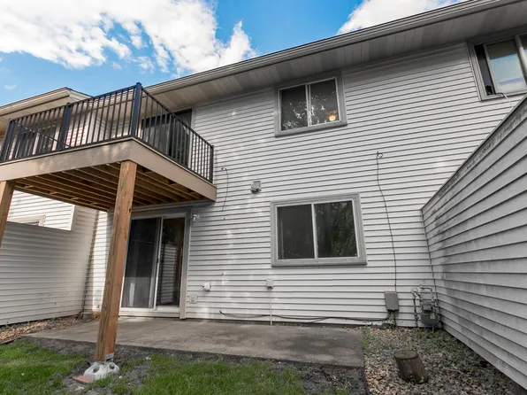 10664 Hummingbird St NW, Coon Rapids, MN 55433